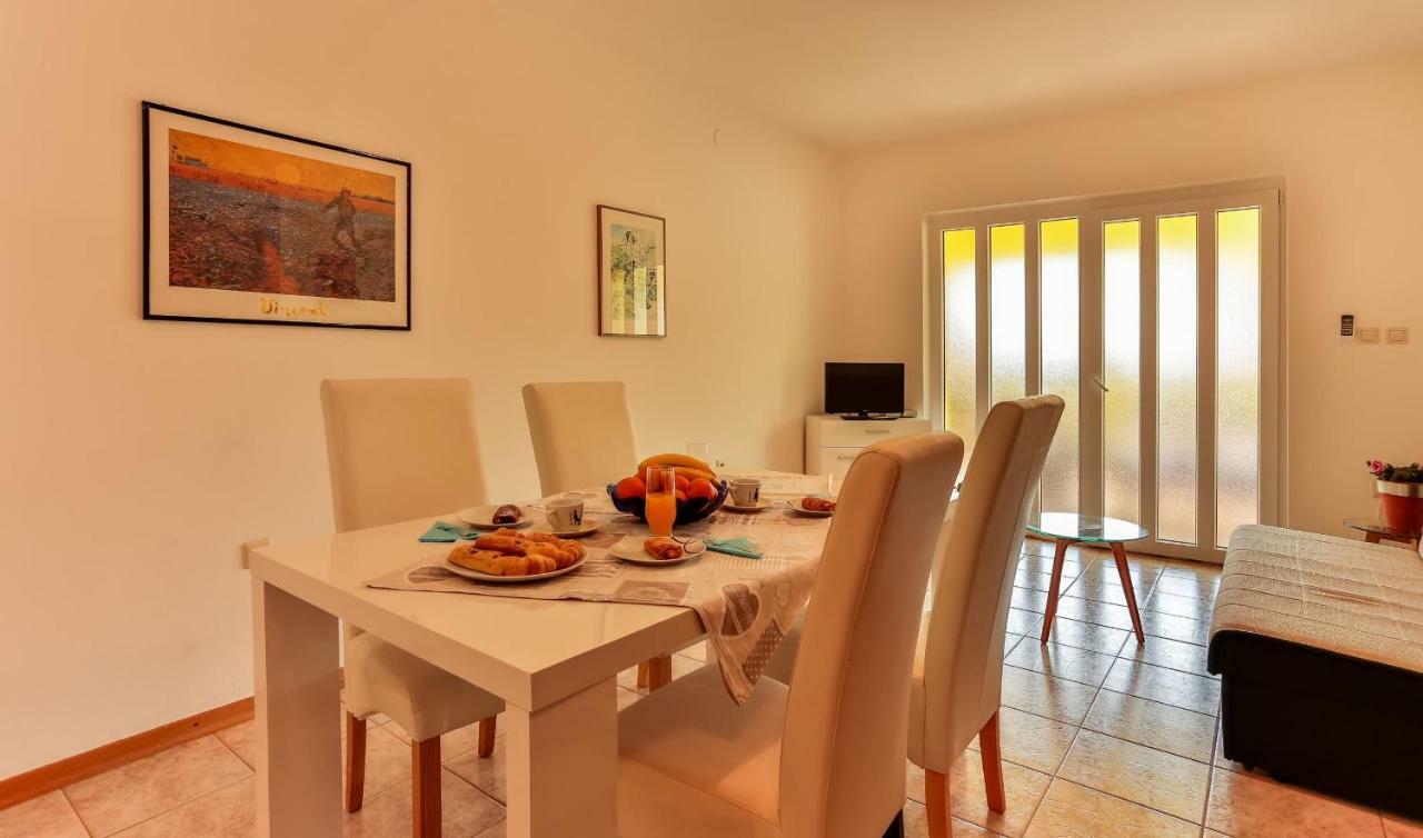 Apartments Dora Victoria Dream Medulin Dış mekan fotoğraf