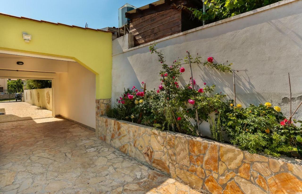 Apartments Dora Victoria Dream Medulin Dış mekan fotoğraf